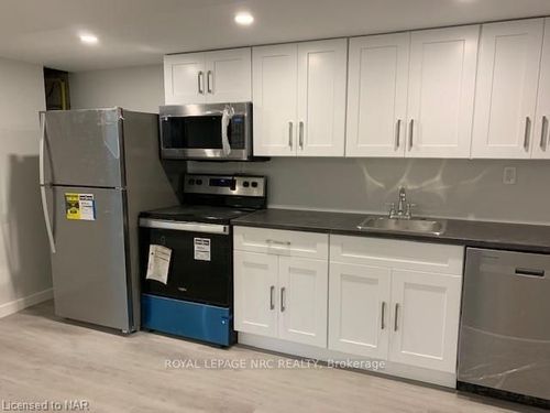 basement-448 Grantham Ave, St Catharines, ON, L2M3J3 | Card Image