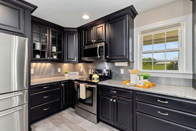 1916 Tinkling Spring Rd, House other with 4 bedrooms, 3 bathrooms and null parking in STUARTS DRAFT VA | Image 31