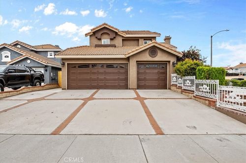 386 Arthur Cir, Corona, CA, 92879-1179 | Card Image