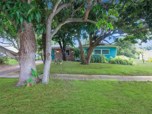 1435 W Trammell St, Lantana, FL, 33462-4240 | Card Image