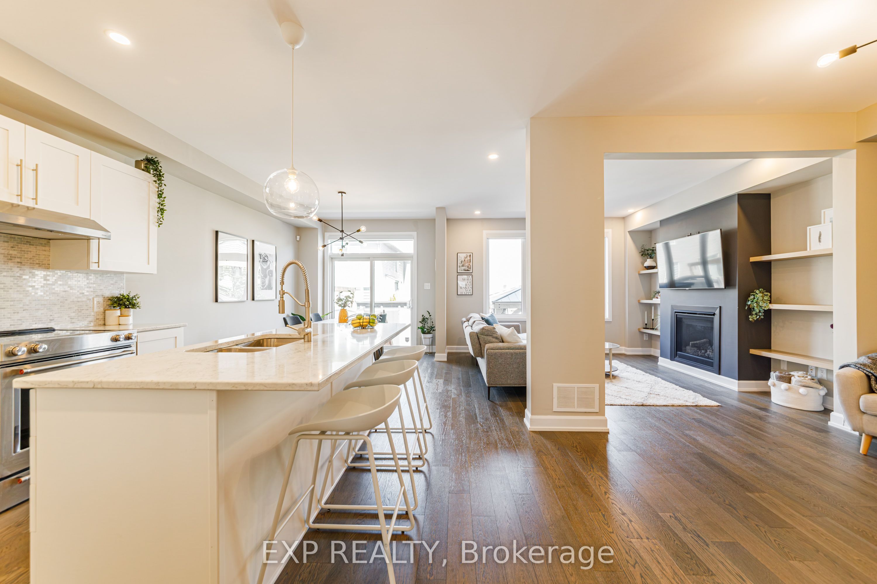 Residential in Stittsville - Munster - Richmond 3