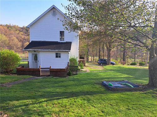 540 1st St, Ernest, PA, 15739 | Card Image
