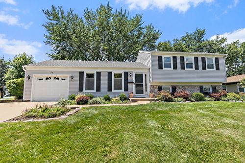 34 Paxton Ln, Schaumburg, IL, 60194-4046 | Card Image