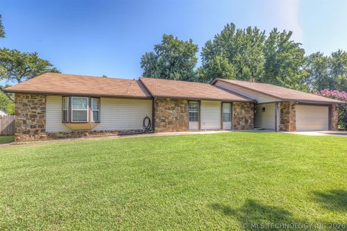 12811 E 133rd St S, Broken Arrow, OK, 74011-7432 | Card Image