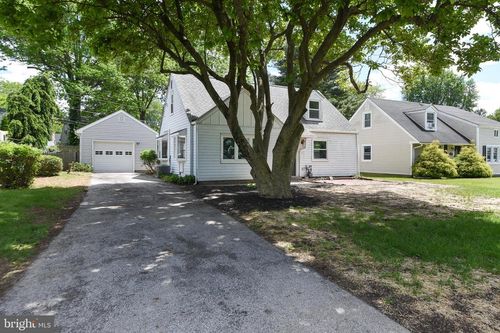 106 N Warminster Rd, HATBORO, PA, 19040-2805 | Card Image