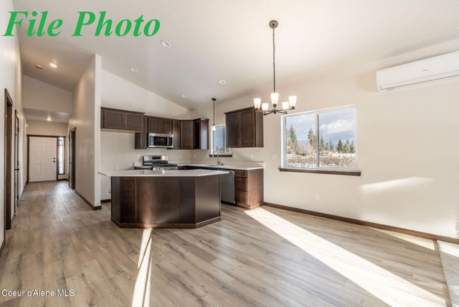 7865 N Mocha Loop, Townhouse with 2 bedrooms, 2 bathrooms and null parking in Coeur D Alene ID | Image 4
