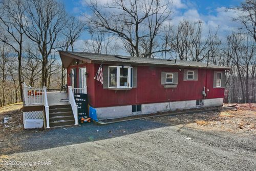 154 Hummingbird Trl, Bushkill, PA, 18324-9067 | Card Image