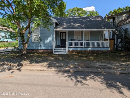 315 Arlington Ave, Natchez, MS, 39120-3550 | Card Image