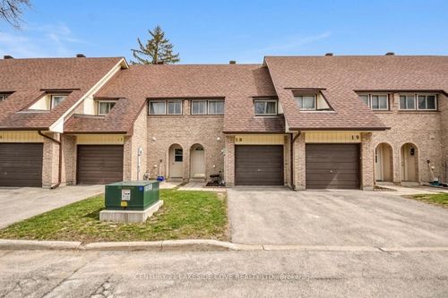 18-67 Fittons Rd E, Orillia, ON, L3V2J2 | Card Image