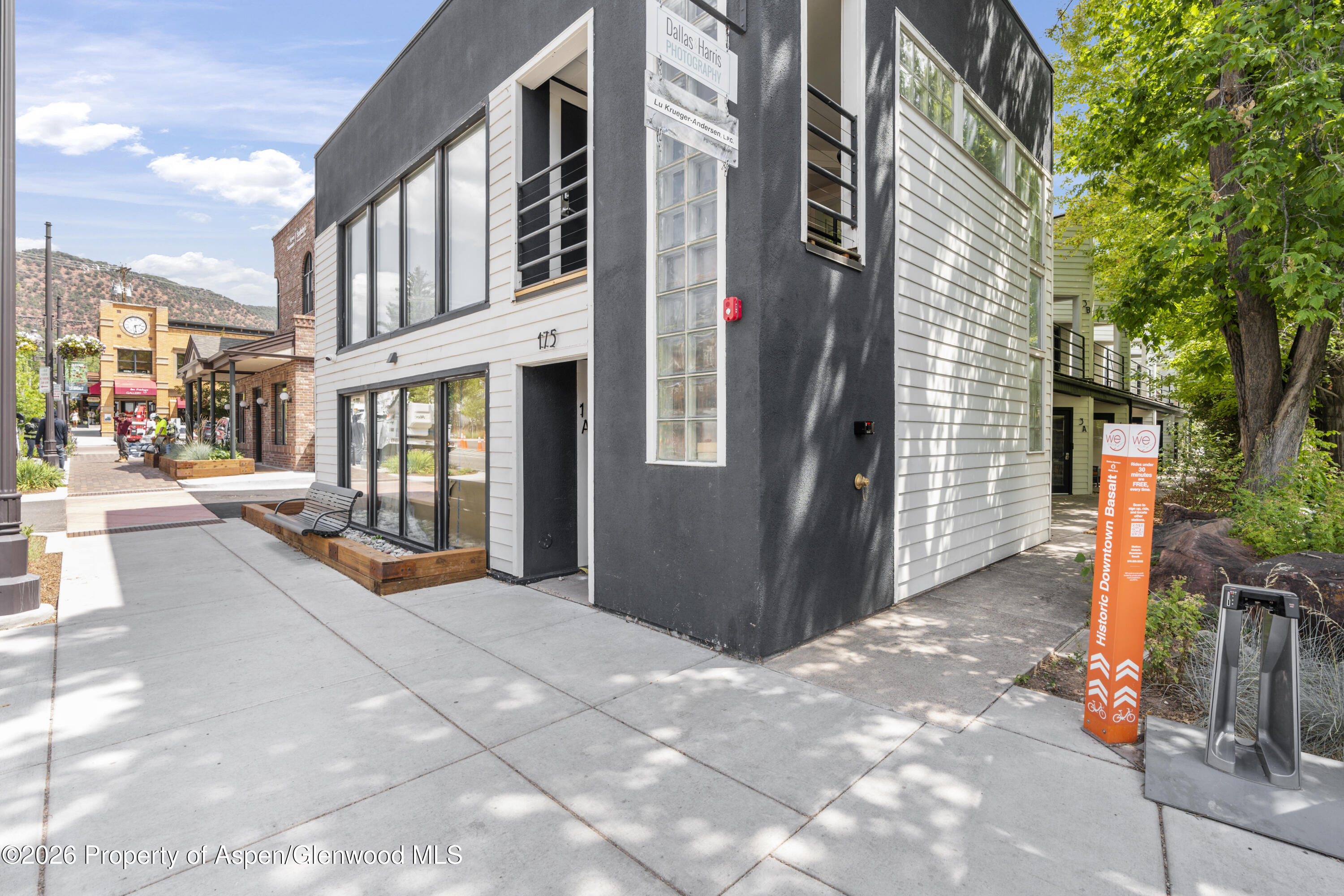Commercial Sale in Basalt 3