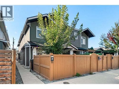 4-825 Cadder Ave, Kelowna, BC, V1Y5N7 | Card Image
