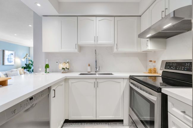 43 Linnell St, House attached with 3 bedrooms, 3 bathrooms and 2 parking in Ajax ON | Image 9