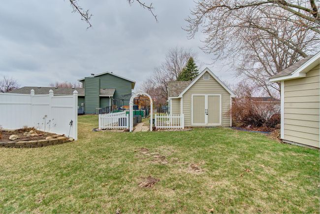 41-web-or-mls-_NEW9449_50_51.jpg | Image 41