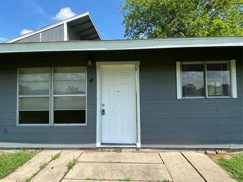 4-500 Austin Rd, Eagle Lake, TX, 77434-1508 | Card Image
