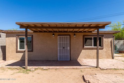 2429 E Cameron Vis, Tucson, AZ, 85713-5143 | Card Image