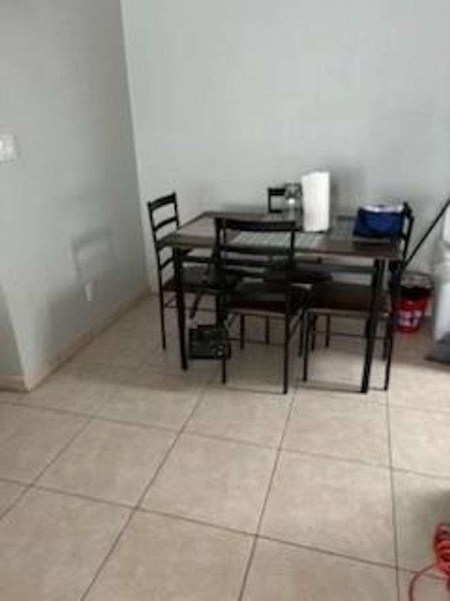 Dining area | Image 7