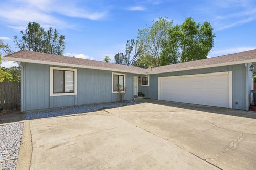 2579 Velia Street, Redding, CA, 96002 | Card Image