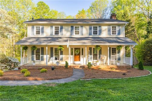 4604 Valleymeade Ct, Kernersville, NC, 27284-8052 | Card Image