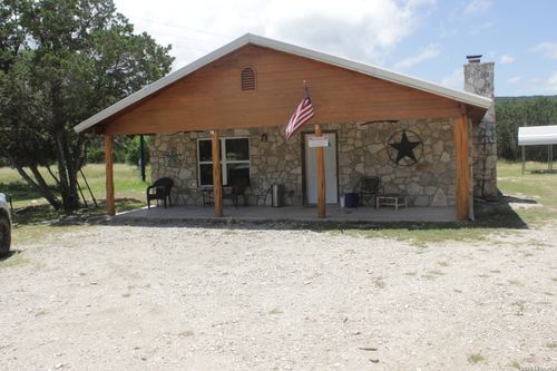 898 Old Rocksprings Rd, Leakey, TX, 78873 | Card Image