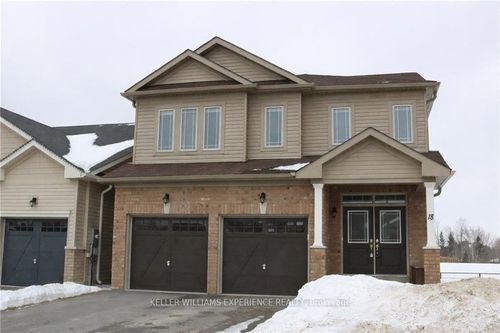 18 Mandley St, Angus, ON, L3W0B6 | Card Image