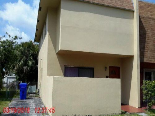 610 Sw 80th Ter, North Lauderdale, FL, 33068-2128 | Card Image