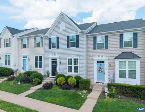 2140 Elm Tree Knl, CHARLOTTESVILLE, VA, 22911-8490 | Card Image
