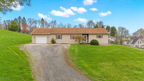 17050 Blackstocking Rd, Caldwell, OH, 43724-9204 | Card Image