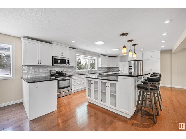 2 Westbrook Dr Nw, House other with 4 bedrooms, 4 bathrooms and null parking in Edmonton AB | Image 5