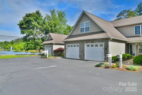 102 Waters Edge Dr, Weaverville, NC, 28787-8474 | Card Image