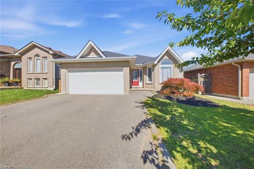 36 Garner'S Lane, Brantford, ON, N3T6P5 | Card Image