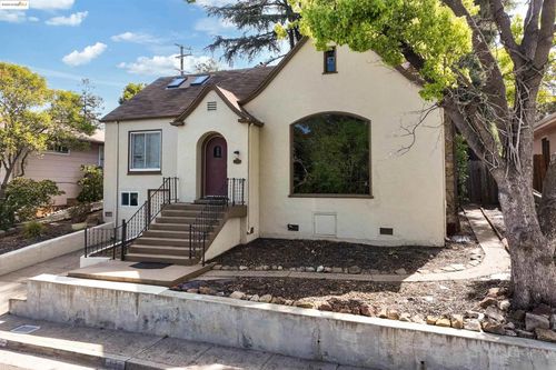 120 Sunset Ave, Vallejo, CA, 94591-7470 | Card Image