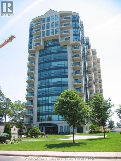 1206-4789 Riverside Dr E, Windsor, ON, N8Y5A2 | Card Image