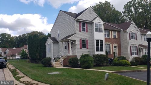 469 Woodstock Ln, WILMINGTON, DE, 19808-4416 | Card Image