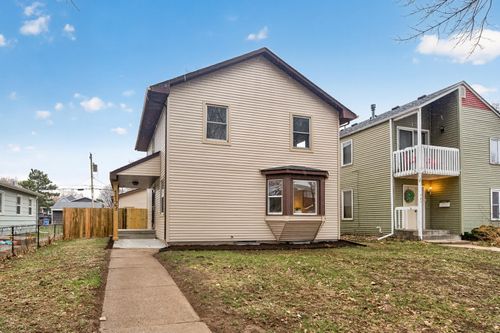 1123 James Ave N, Minneapolis, MN, 55411-4017 | Card Image