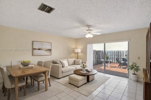 10190 Sw 138th Ct, Miami, FL, 33186-6888 | Card Image