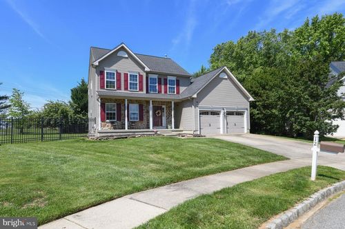 12 Ethan Ter, Woolwich Twp, NJ, 08085-4035 | Card Image