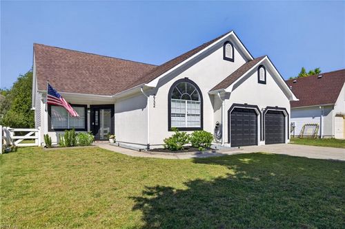 2732 Alamance Cir, Virginia Beach, VA, 23456-3572 | Card Image