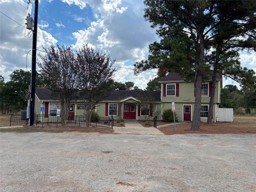 106 Conference Dr, Bastrop, TX, 78602-4672 | Card Image