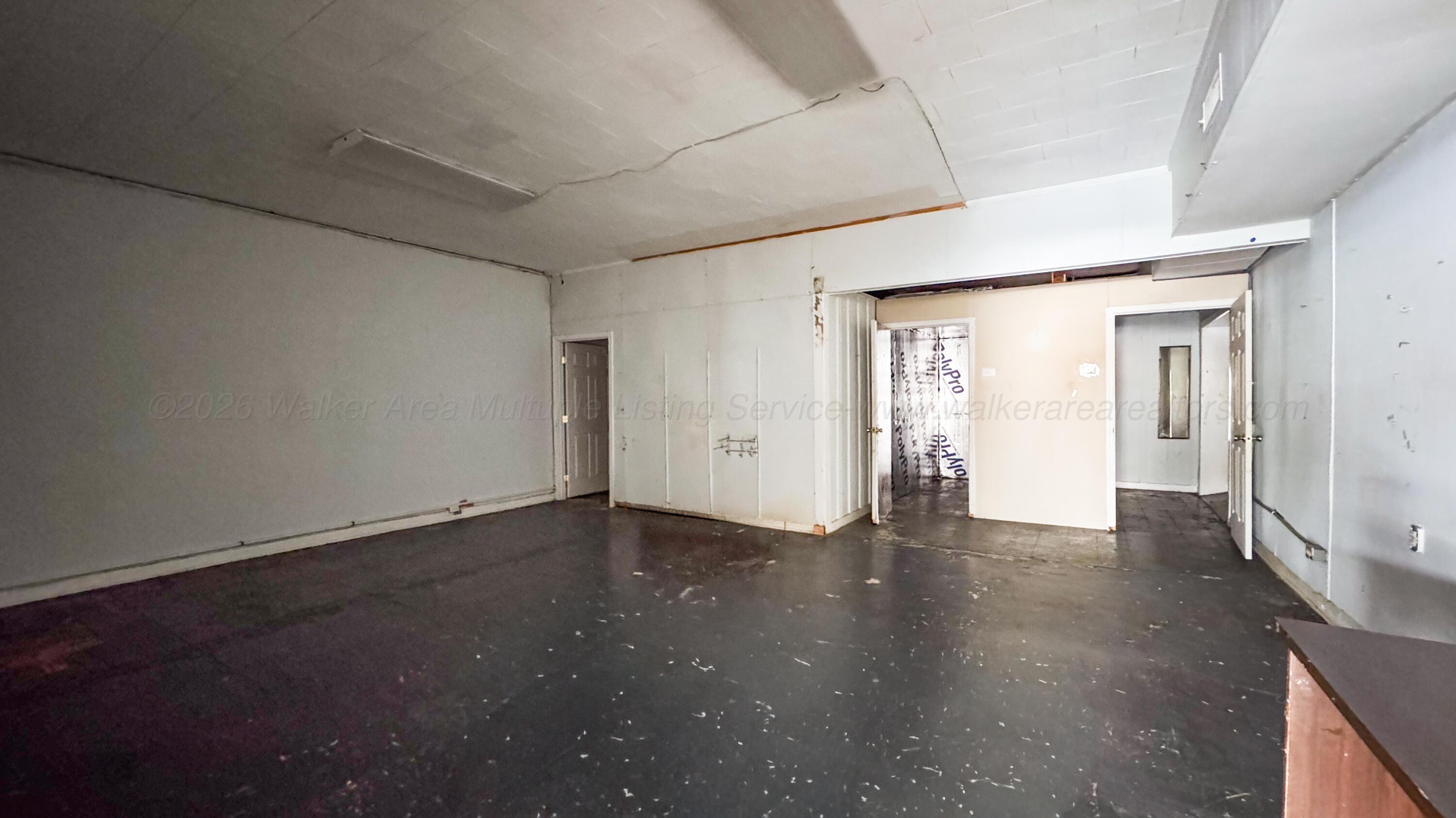 Commercial Sale in Hamilton 5