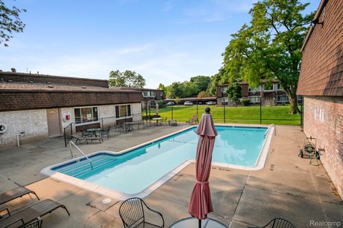apt-238e-30237 Utica Rd, Roseville, MI, 48066-1537 | Card Image