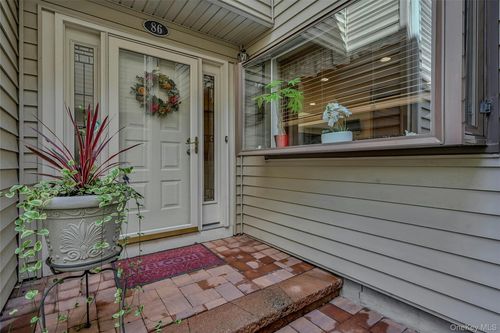 86 Chestnut Ln, Woodbury, NY, 11797-1923 | Card Image