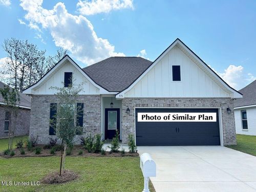 7258 Pencarrow Cir, Ocean Springs, MS, 39564-5442 | Card Image