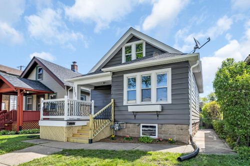 1108 S 65th St, WEST ALLIS, WI, 53214 | Card Image