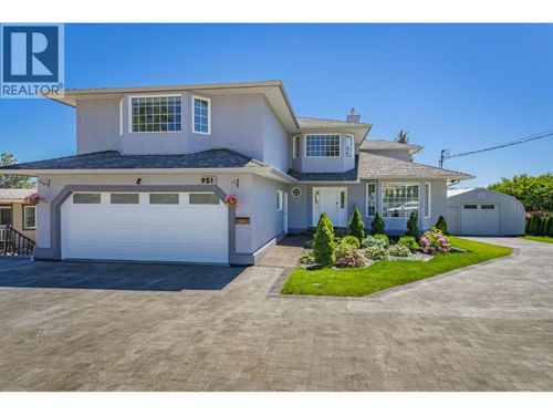 951 Anders Rd, West Kelowna, BC, V1Z1K4 | Card Image