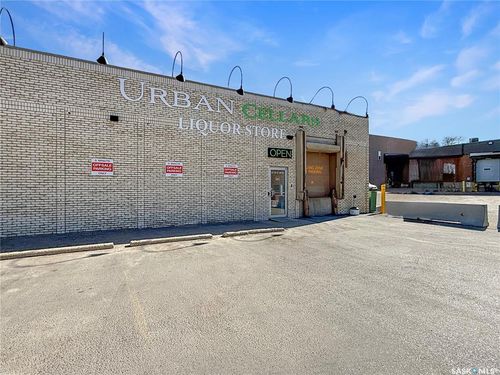 278 1st Ave Ne, Swift Current, SK, S9H2B4 | Card Image
