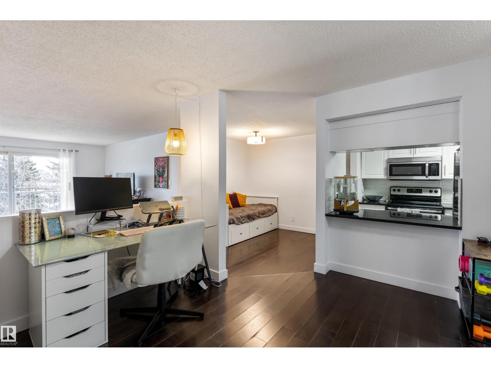 Residential in Edmonton 4