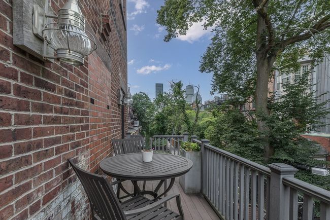 APT-2 - 41 Worcester St, Condo with 2 bedrooms, 2 bathrooms and null parking in Boston MA | Image 19