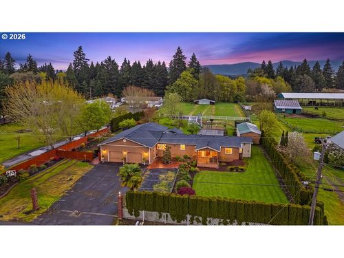 23501 Ne Sunnycrest Rd, Newberg, OR, 97132 | Card Image