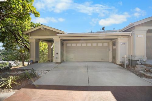 6403 Blue Rock Ct, Oakland, CA, 94605-3378 | Card Image