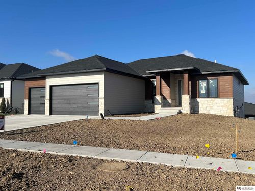 9401 S 87th St, Lincoln, NE, 68516-9557 | Card Image